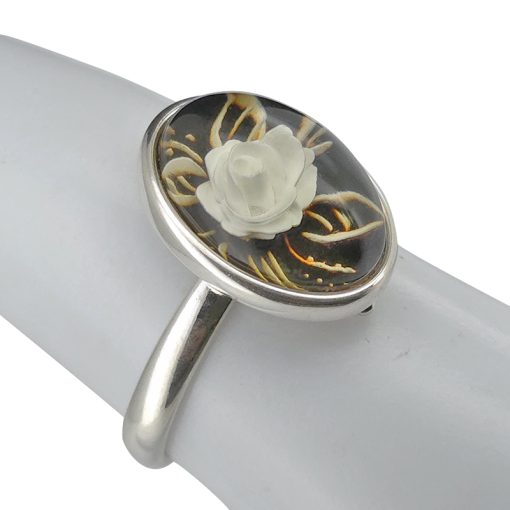 Rose Cameo Amber Adjustable Ring - Image 2