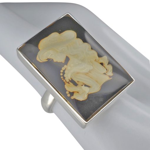 Amber Cameo Adjustable Ring With Lady Design - Image 2