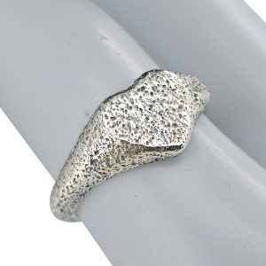 Alternative view of Sterling Silver Textured Heart Ring